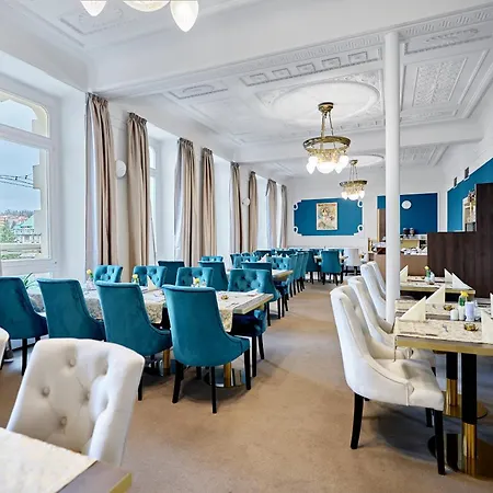 Hotel Maxim 4*