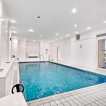 Otel Maxim 4*