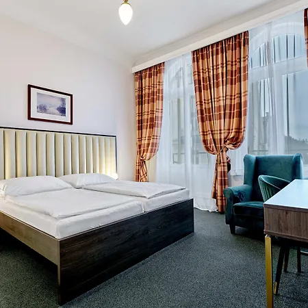 Hotel Maxim